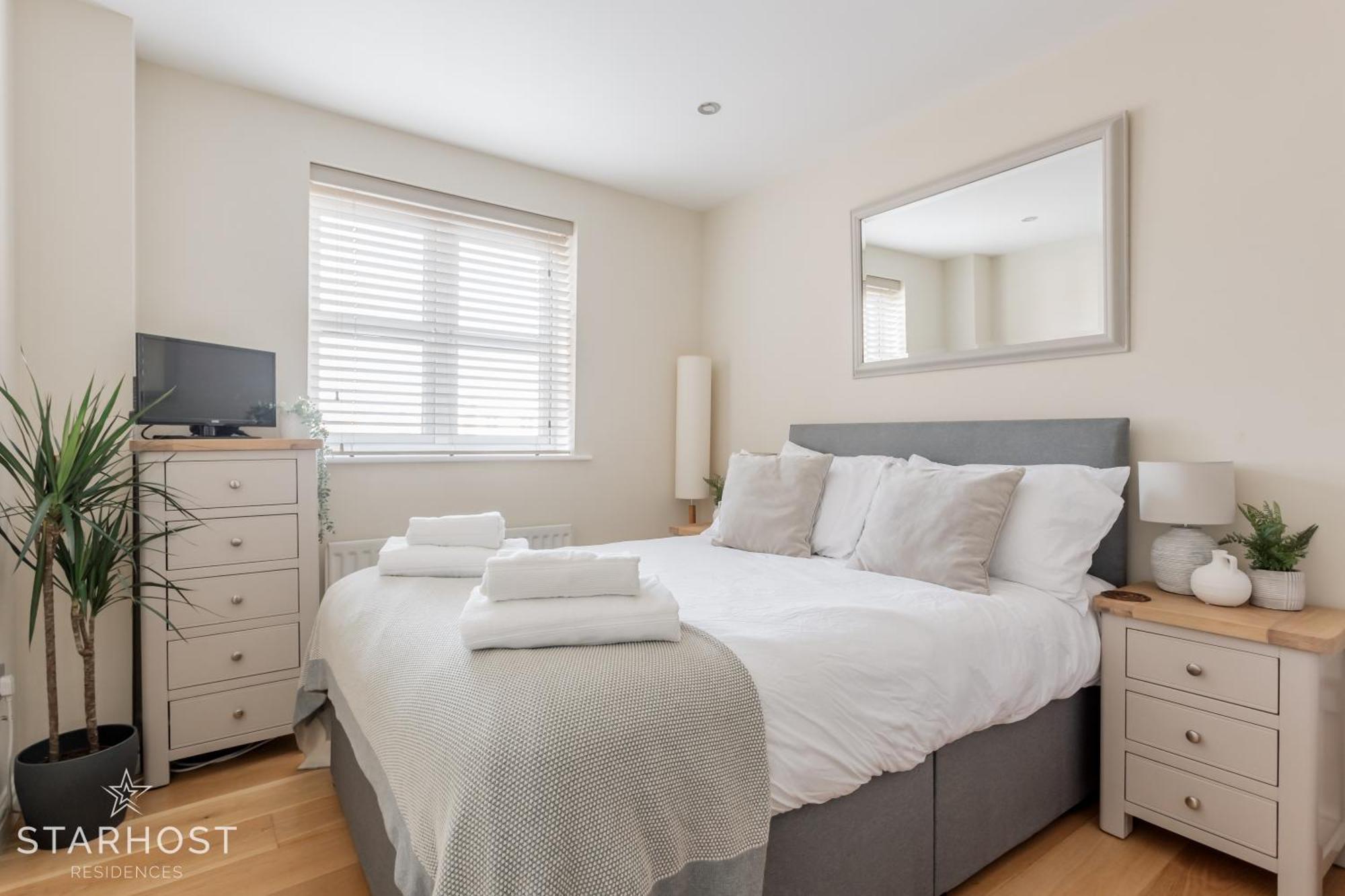 Apartment Starhost Residences - Modern 2 Bed At Imperial Court, Newbury