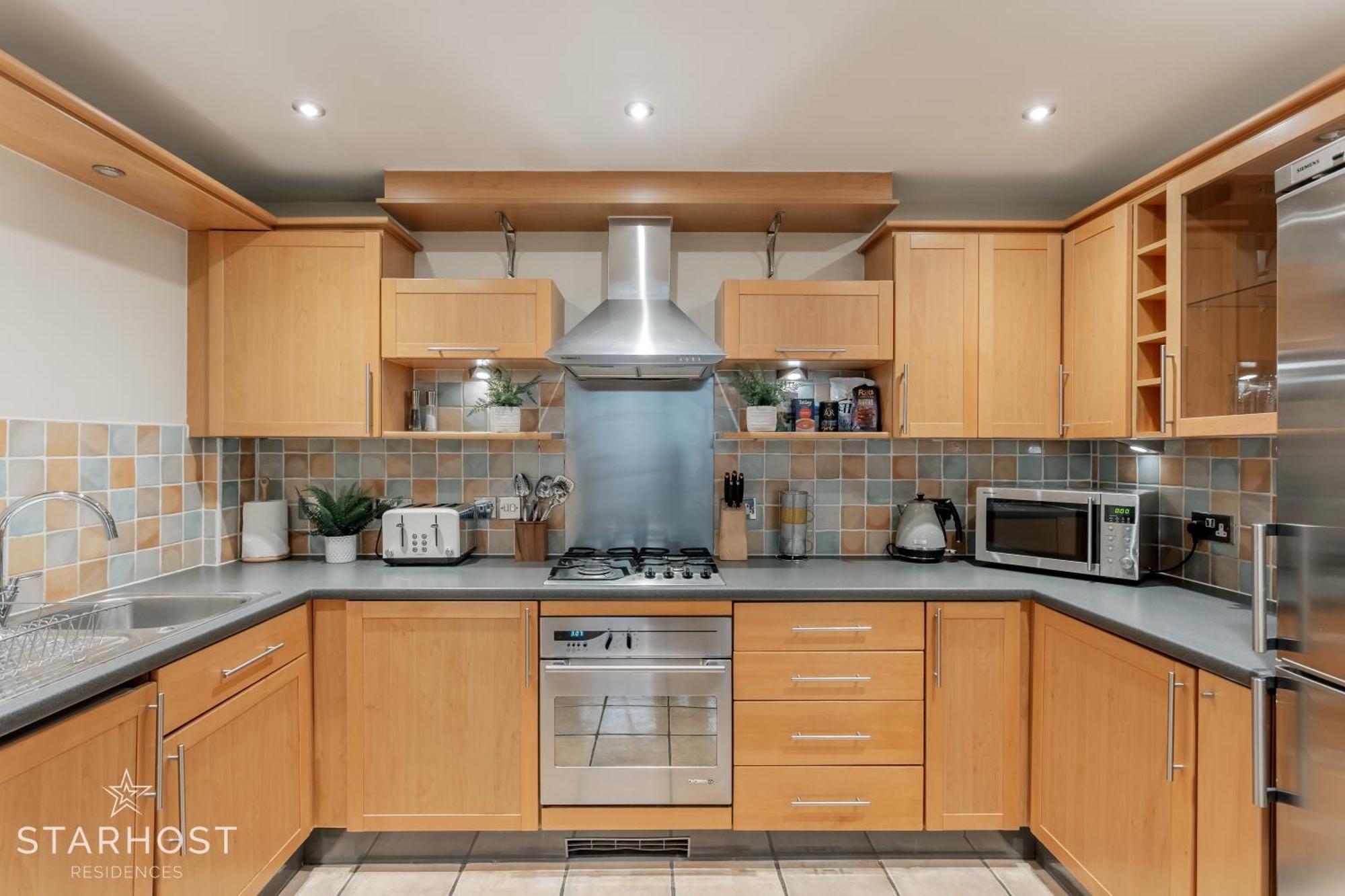 Apartment Starhost Residences - Modern 2 Bed At Imperial Court, Newbury